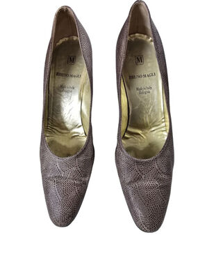 Women's Bruno Magli Textured Dress Heels Size 8 AA Brown